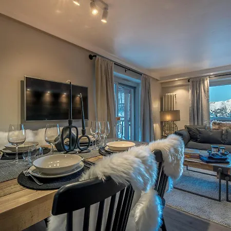 Apartment Neuf Et Luxueux Centre 1850, Proche Pistes Et Services - Fr-1-575-160 Courchevel